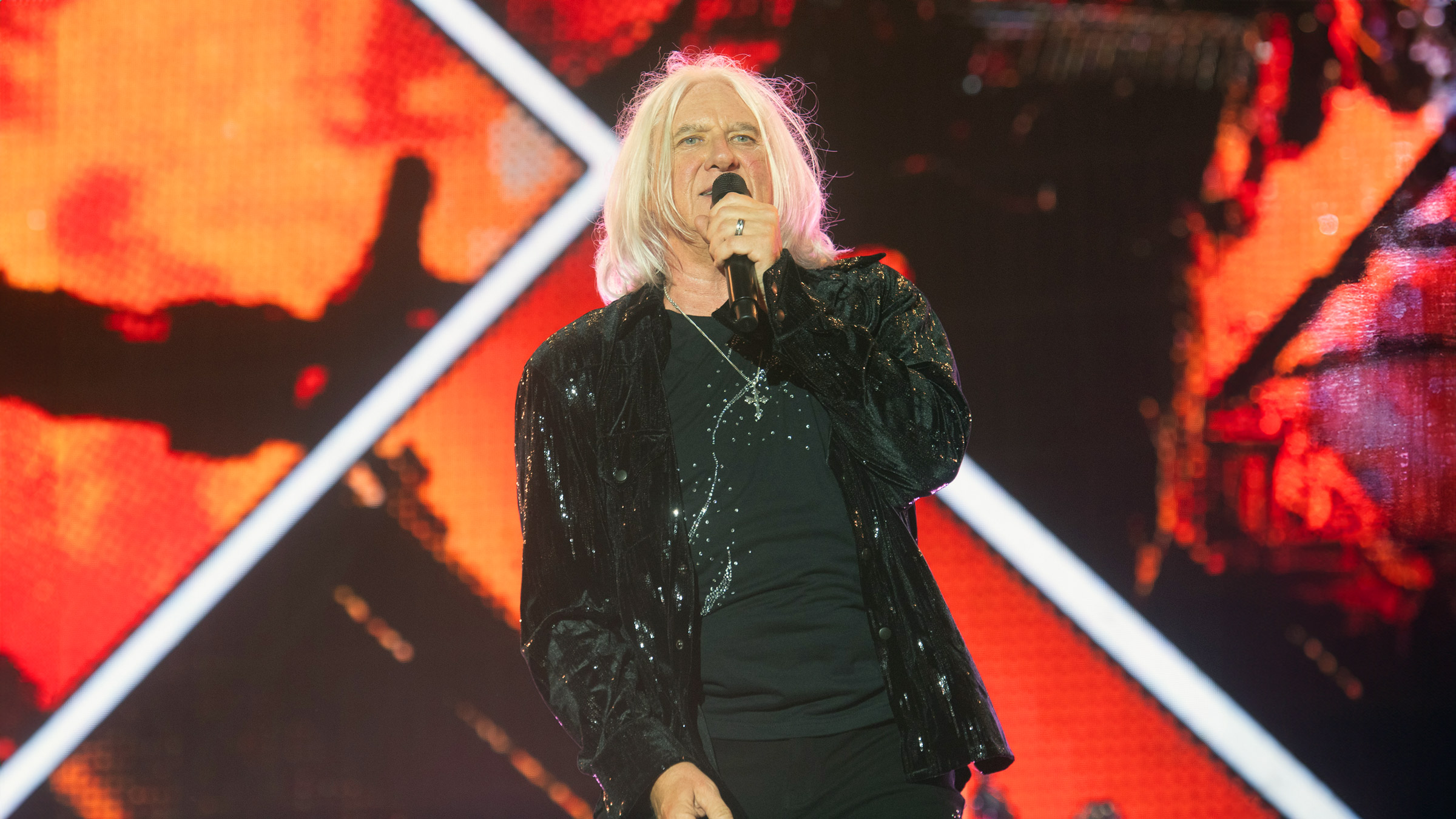 Def Leppard live